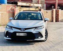 تۆیۆتا کامری